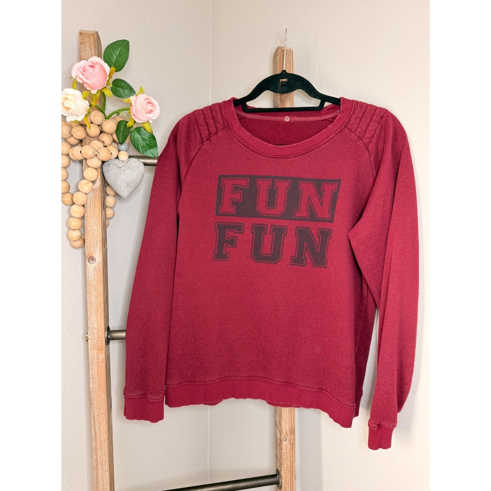 Sunrise E Company SRL Burgundy FUN FUN Graphic Sweatshirt Moto Shoulder Large